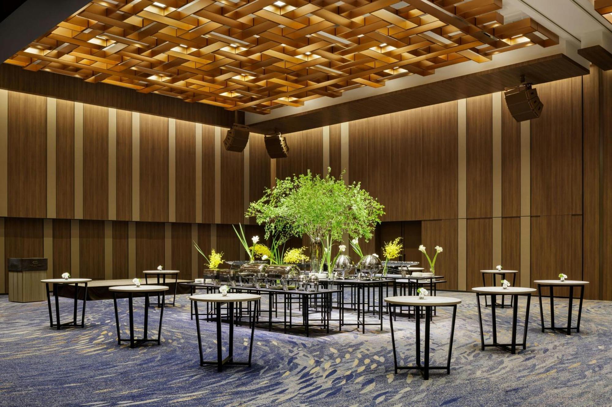The Osaka Station Hotel, Autograph Collection Exterior foto